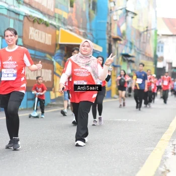 Runner Photo 8104952