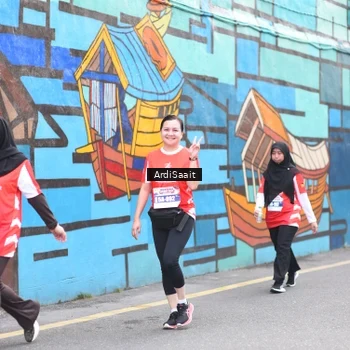 Runner Photo 8104960