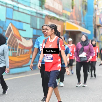 Runner Photo 8104994