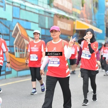 Runner Photo 8105003
