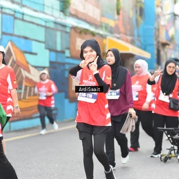 Runner Photo 8105006