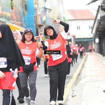 Runner Photo 8105016