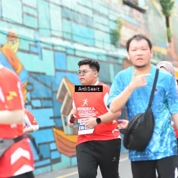 Runner Photo 8105061