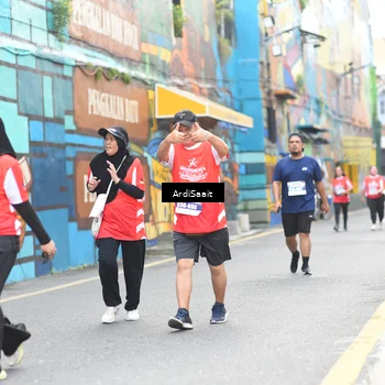 Runner Photo 8105076