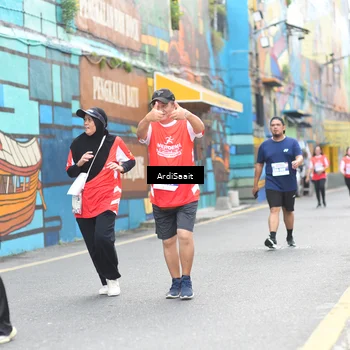 Runner Photo 8105079