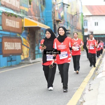 Runner Photo 8105116