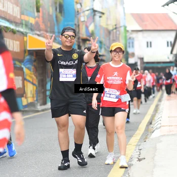 Runner Photo 8105136