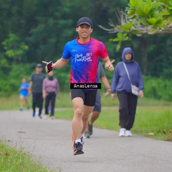 Runner Photo 8107234
