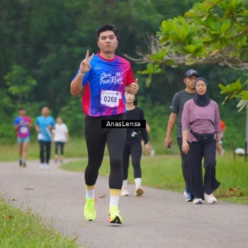 Runner Photo 8107263