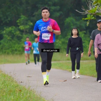 Runner Photo 8107265