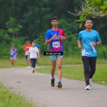 Runner Photo 8107348