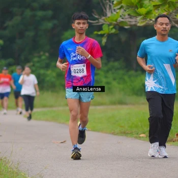 Runner Photo 8107453