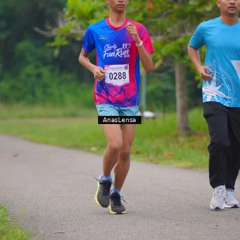 Runner Photo 8107459