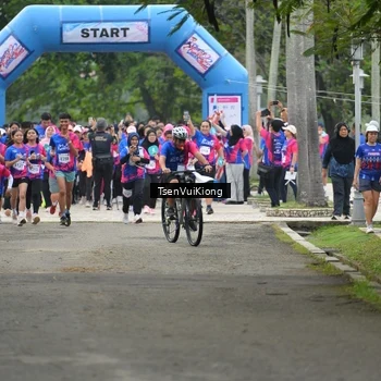 Runner Photo 8107474