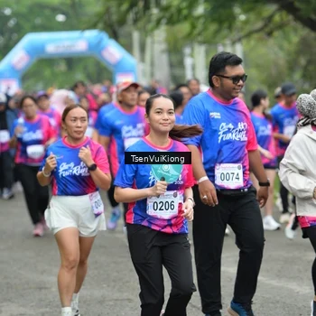 Runner Photo 8107504