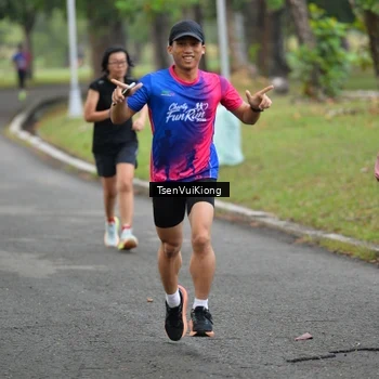 Runner Photo 8107543
