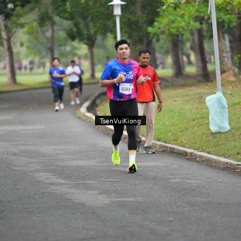 Runner Photo 8107549