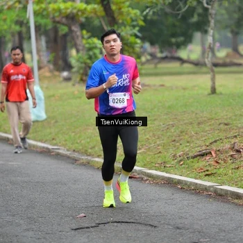 Runner Photo 8107555