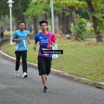 Runner Photo 8107569