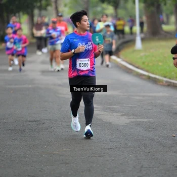 Runner Photo 8107578