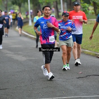 Runner Photo 8107591
