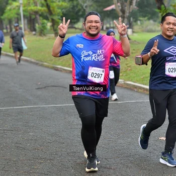 Runner Photo 8107645