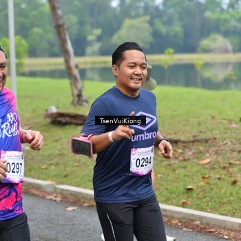 Runner Photo 8107647