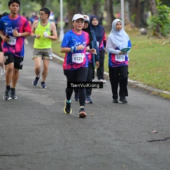 Runner Photo 8107657