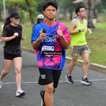 Runner Photo 8107663