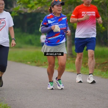 Runner Photo 8107673