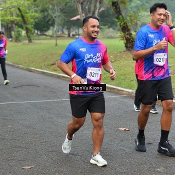 Runner Photo 8107695