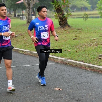Runner Photo 8107701