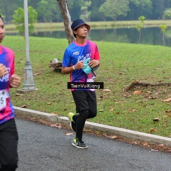 Runner Photo 8107715