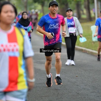Runner Photo 8107806