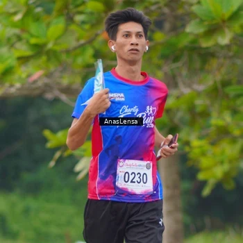 Runner Photo 8107890