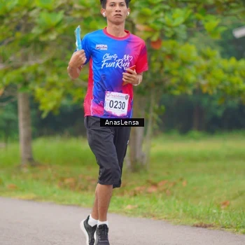 Runner Photo 8107938
