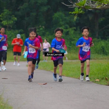 Runner Photo 8107993