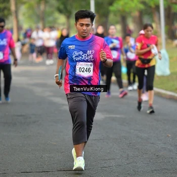 Runner Photo 8108004