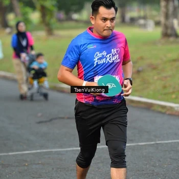 Runner Photo 8108009