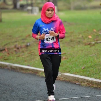 Runner Photo 8108012