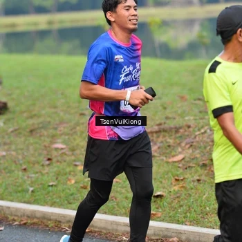 Runner Photo 8108016