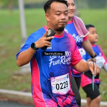 Runner Photo 8108022