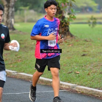 Runner Photo 8108054