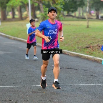 Runner Photo 8108063