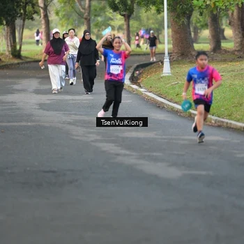 Runner Photo 8108068