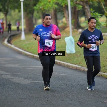 Runner Photo 8108081