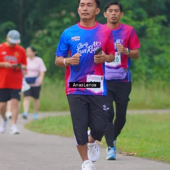 Runner Photo 8108087