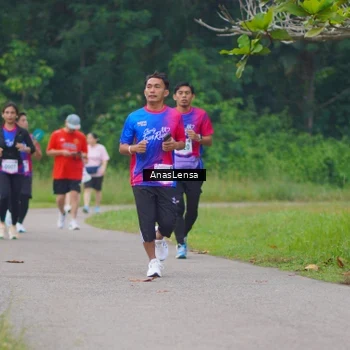 Runner Photo 8108093