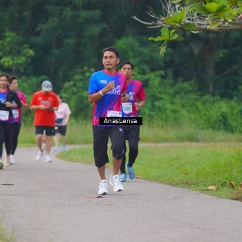Runner Photo 8108098