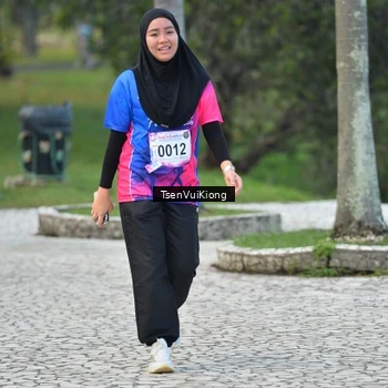 Runner Photo 8108100